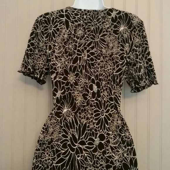 dress - Picture 5 of 6